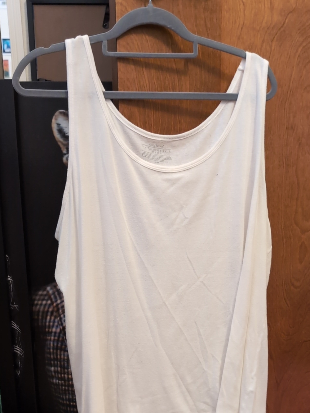 Daisy Fuentes Classic Organic Cotton Tank Top - Lightweight Scoop Neck
